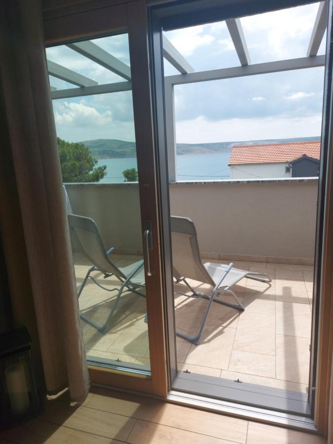 Ruza Starigrad Paklenica